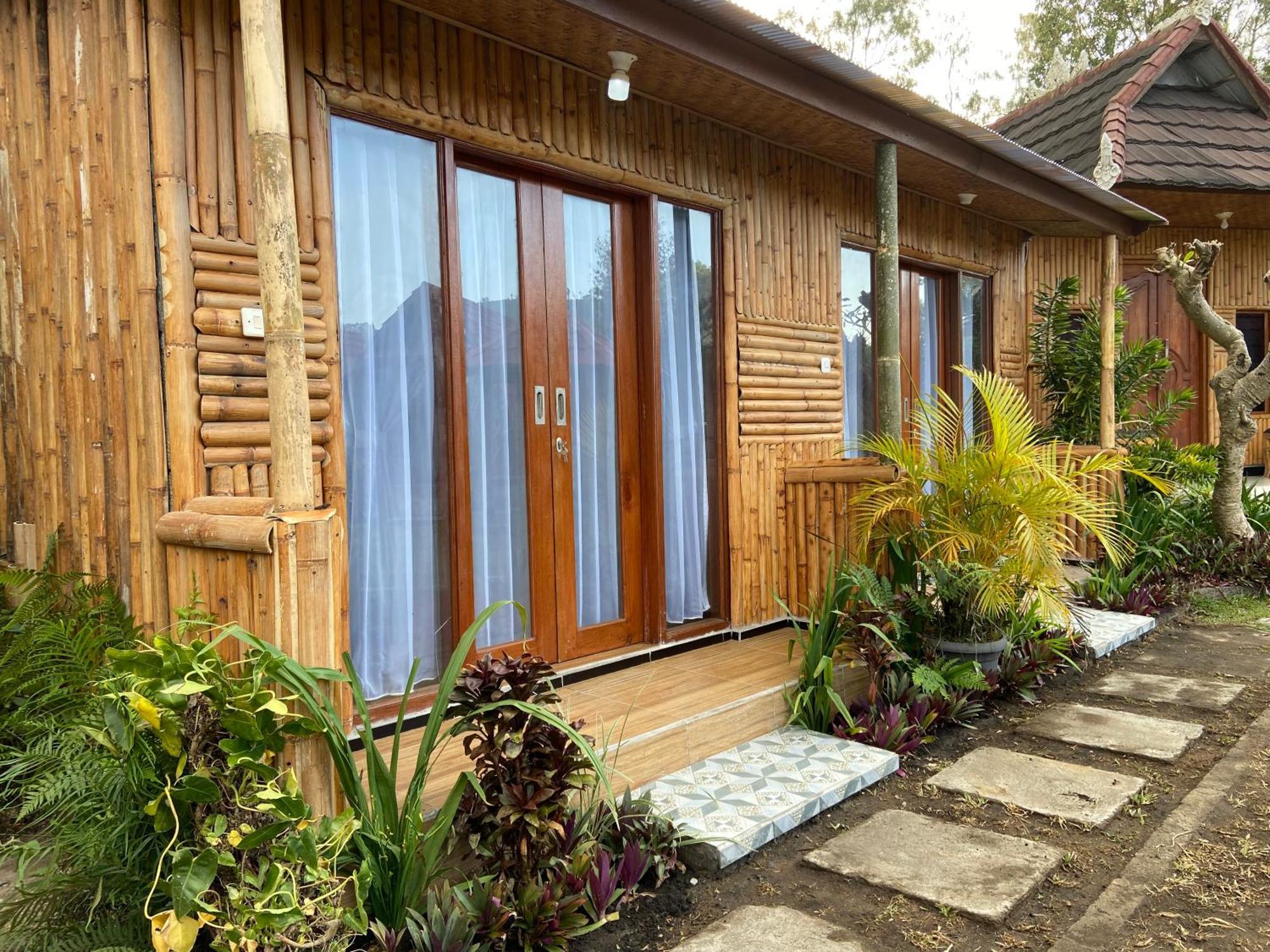 D'Yoga Bamboo House Hotel Kintamani  Exterior photo